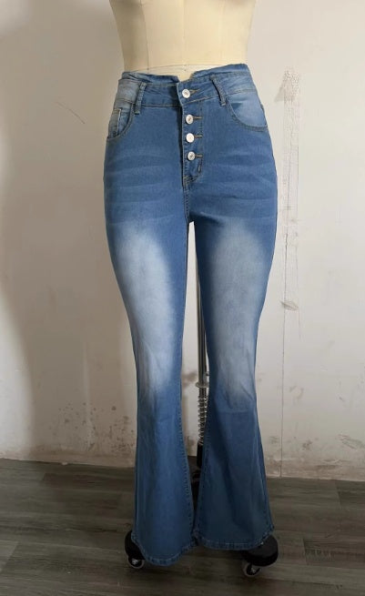 Högmidjade jeans med knappar – trendiga urtvättade byxor för kvinnor