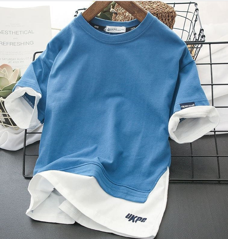 T-shirt med fejkad lagerlook