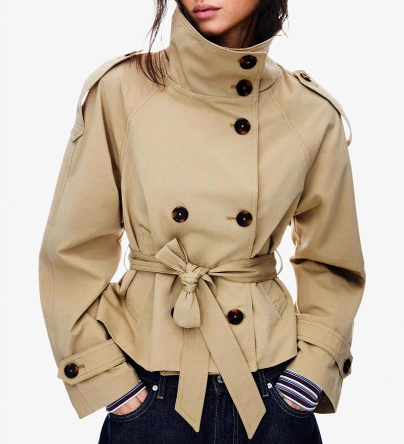 Trenchcoat för Dam med Knappar och Midjeband – Elegant & Figurformande