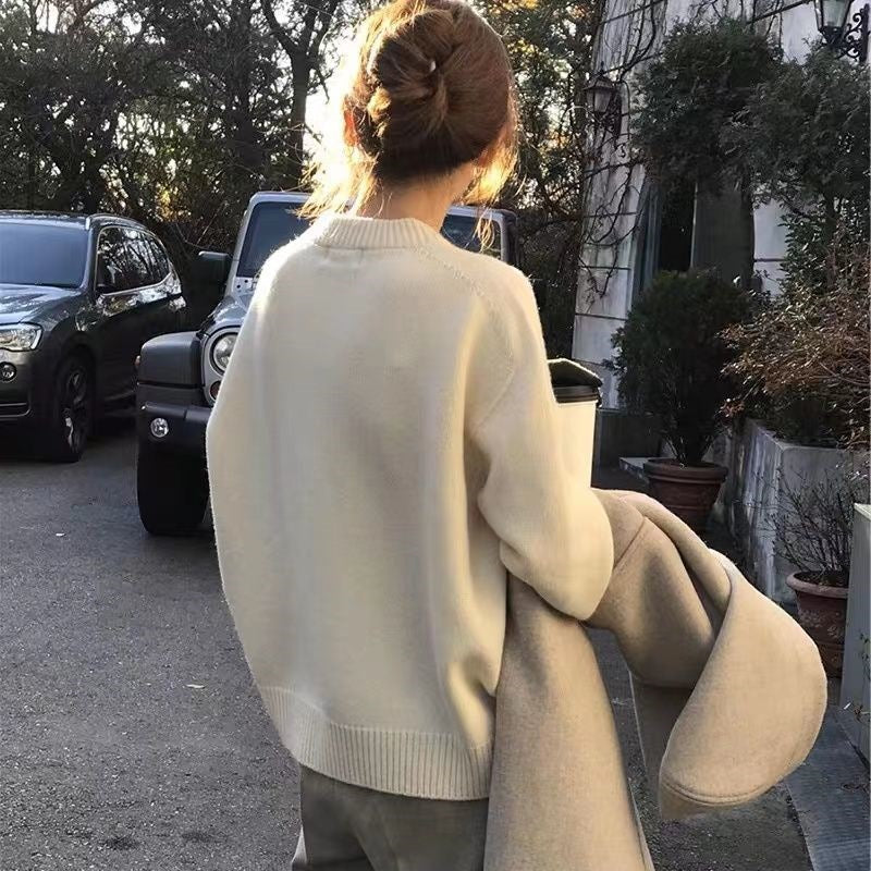 Mjuk Oversize Tröja i Minimalistisk & Tidlös Design