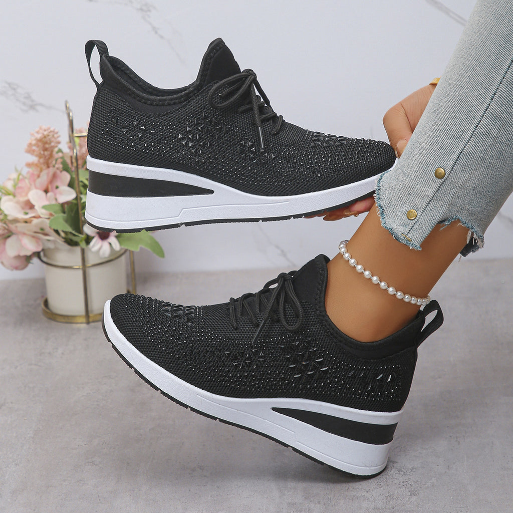 Sneakers Dam – Kilklack & Glittriga Detaljer