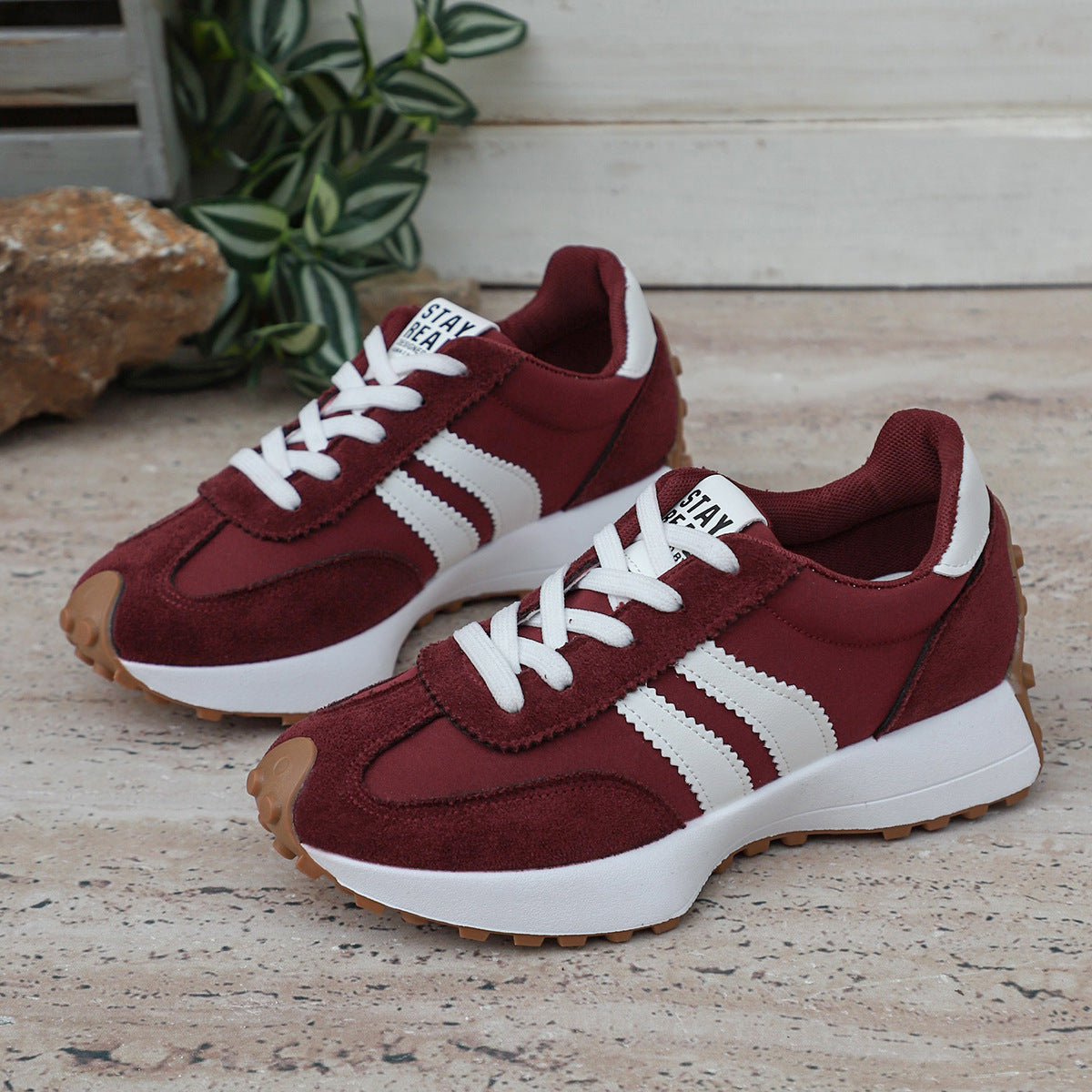 Sneakers Dam – Bekväma & Andningsbara Casual Skor